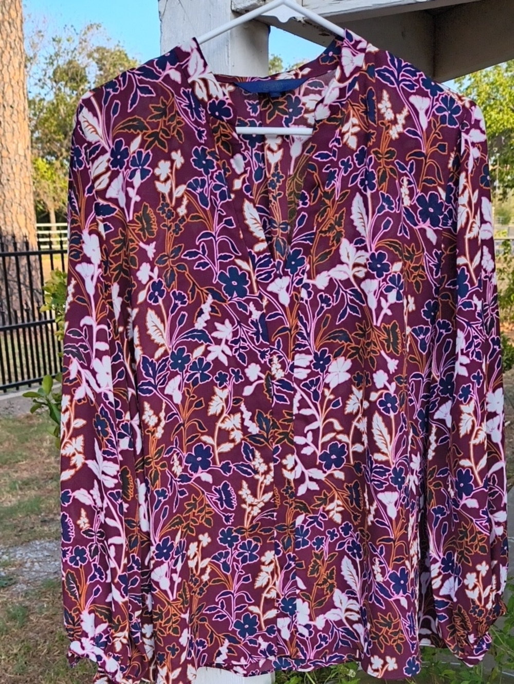 RACHEL Rachel Roy Burgundy Floral V-Neck Blouse